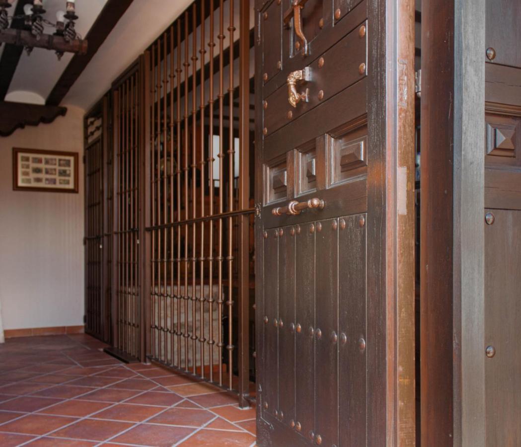 Casa Rural La Bodega, Ofrece Cata De Vino Gratis Horche 外观 照片