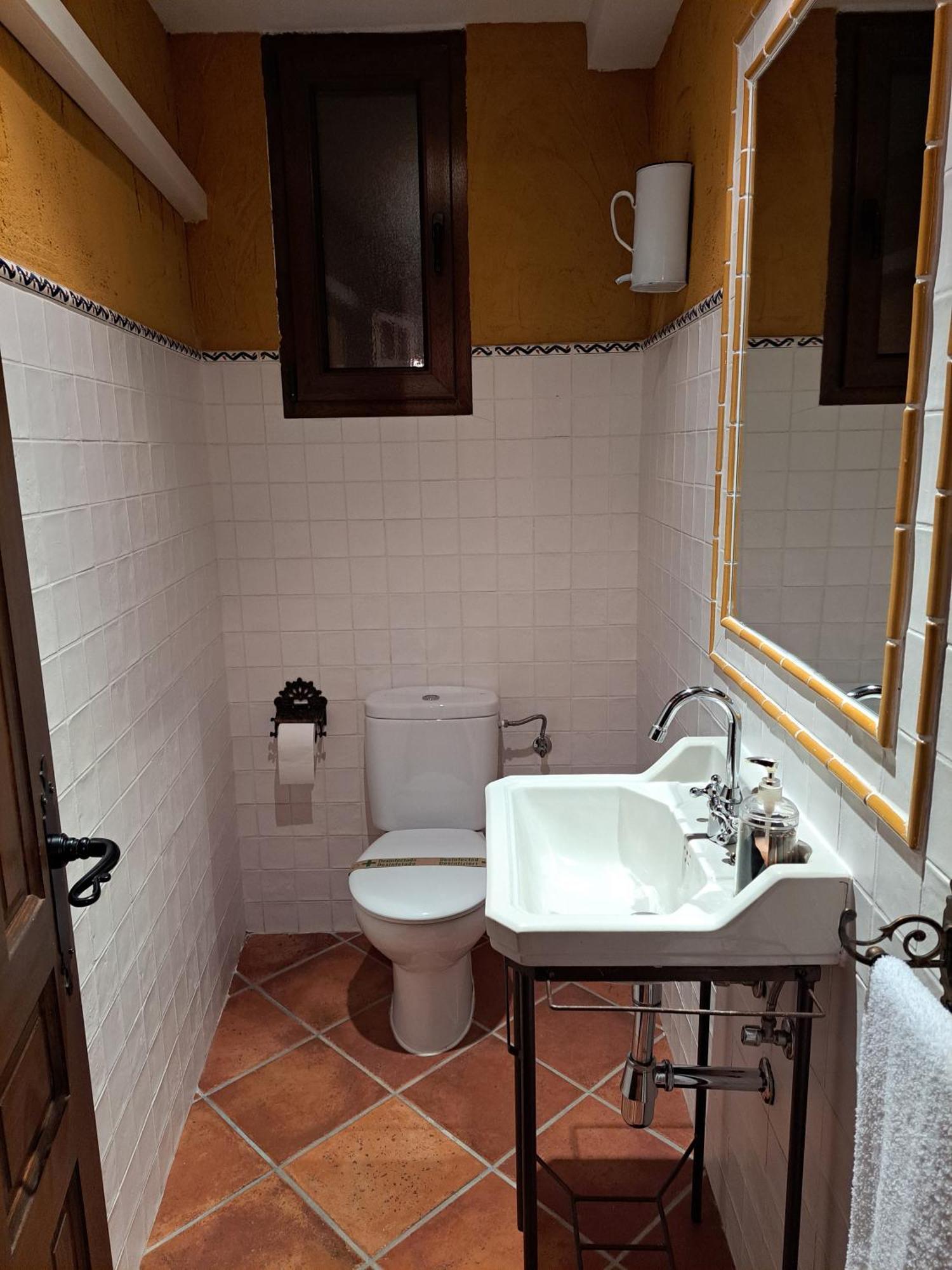 Casa Rural La Bodega, Ofrece Cata De Vino Gratis Horche 外观 照片