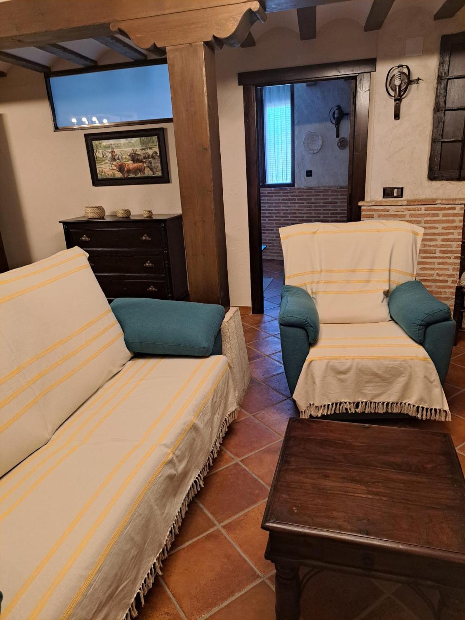 Casa Rural La Bodega, Ofrece Cata De Vino Gratis Horche 外观 照片