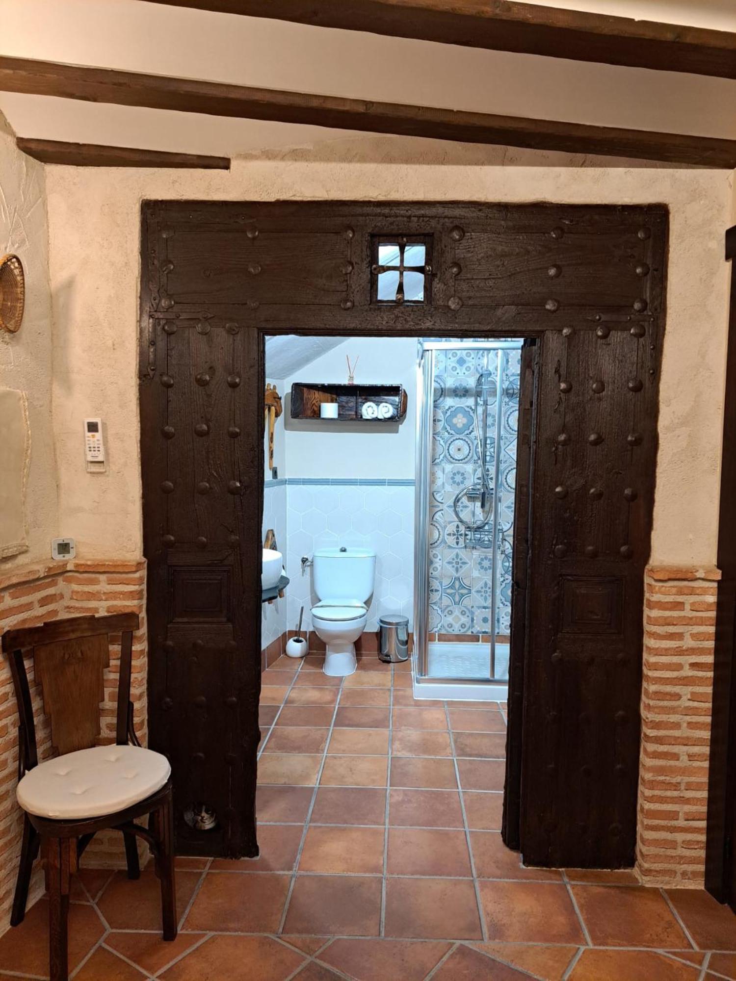 Casa Rural La Bodega, Ofrece Cata De Vino Gratis Horche 外观 照片