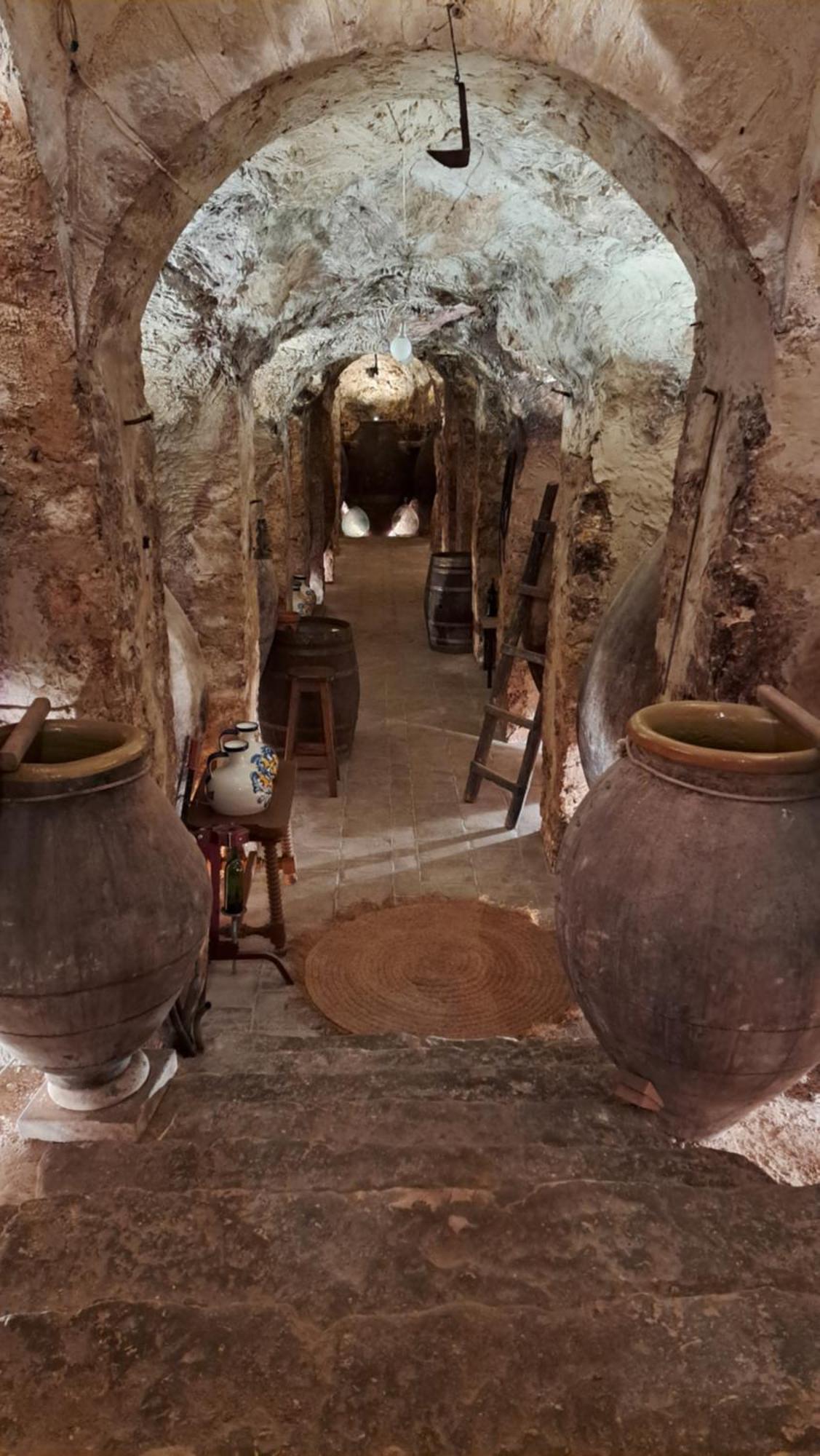 Casa Rural La Bodega, Ofrece Cata De Vino Gratis Horche 外观 照片