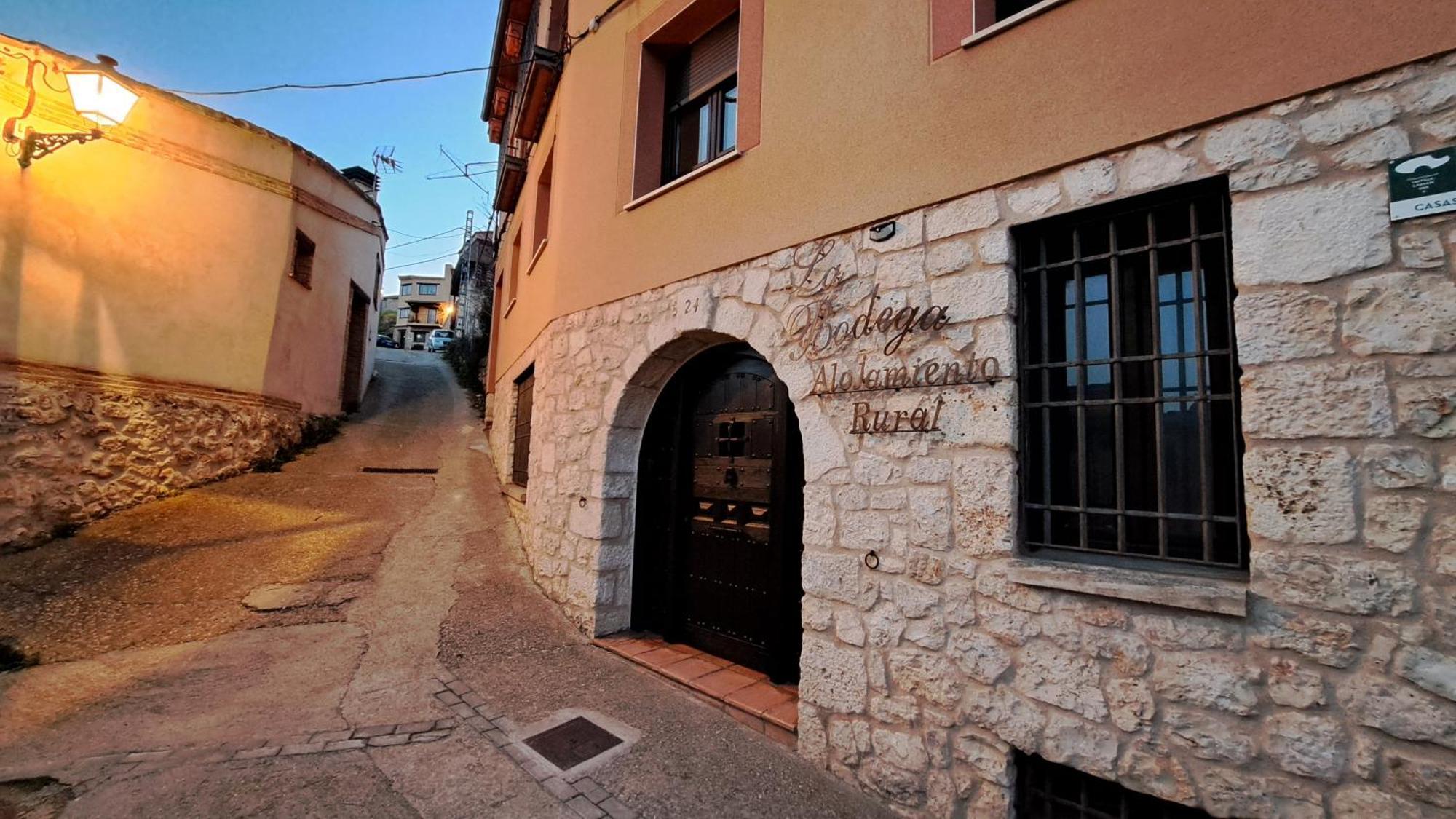 Casa Rural La Bodega, Ofrece Cata De Vino Gratis Horche 外观 照片